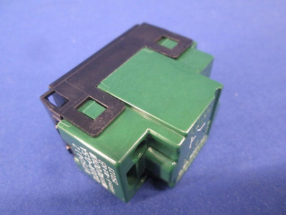 コスモシリーズワイド21 埋込パイロット・ほたるスイッチB 片切 0.5A WT50412