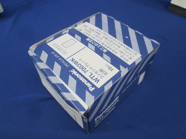 アドバンスシリーズコンセントプレート(3コ用)(マットホワイト)10個入り WTL7003WK-10