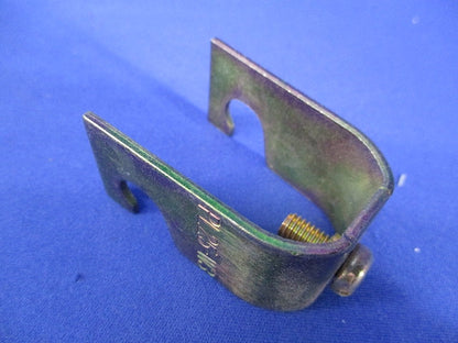 吊りボルト・丸鋼用電線管支持金具(45個入)(キズ・汚れ有) PL25-W3