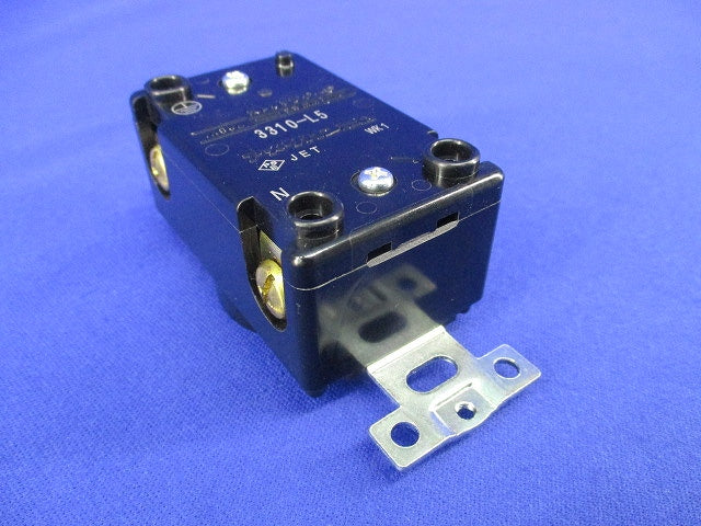 引掛形埋込コンセント(汚れ有) 3310-L5