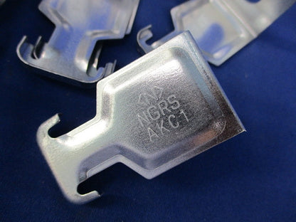 二重天井用金具 クリップ(95個入) AKC1