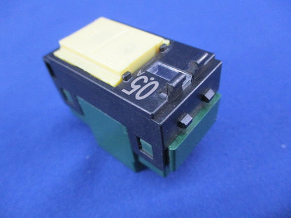 埋込パイロットスイッチC(3路)(2個入) WT52422