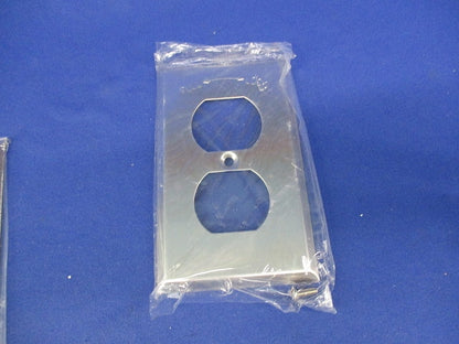 ステンレス製コンセントプレート(4枚入) 101S