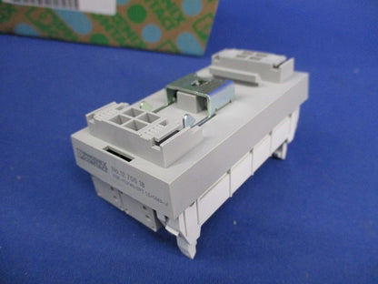PLC用コネクタ端子台 VSF-FLK40/SPT1.5/OM3-J