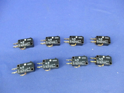 小形基本スイッチ(8個入) V-15-1A6