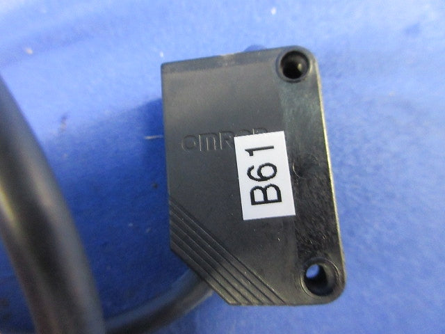 アンプ内蔵型光電センサ(コード長さ240mm)(ジャンク品) E3Z-B61