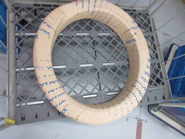 ビニル被覆付き金属製フレキシブル電線管20m(新品未開封) KPF28