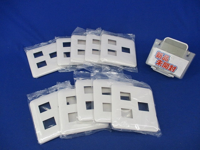 コンセントプレート3コ用(10枚入)(ホワイト)(新品未開封) WTF7073