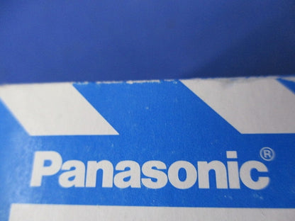 コンセントプレート3コ用(10枚入)(ホワイト)(新品未開封) WTF7073