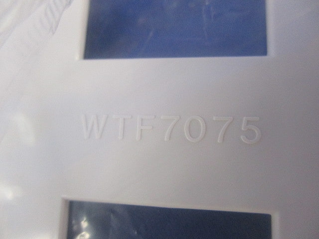 コンセントプレート5コ用(6枚入)(ホワイト)新品未開封 Panasonic WTF7075