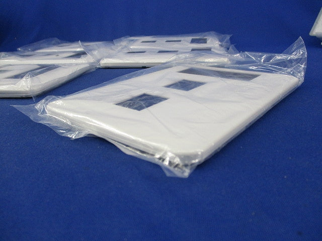 コンセントプレート5コ用(6枚入)(ホワイト)新品未開封 Panasonic WTF7075