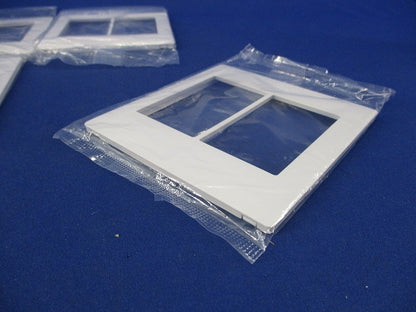 スイッチプレート(6個入)マットホワイト(新品未開封) WTA7102W