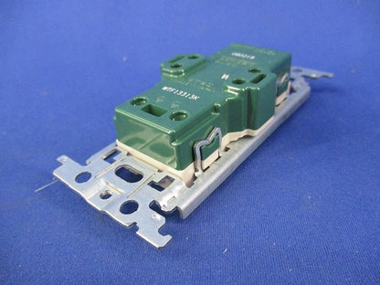 アースT付コンセント(5個入)ベージュ WTF13313FK