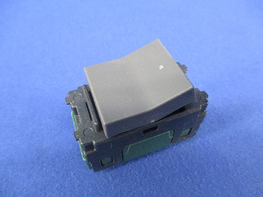 SO−STYLE 埋込押釦スイッチ 常開形(a接点) WNS5461H