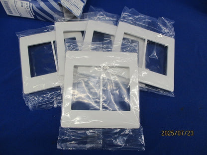 スイッチプレート2連用(5枚入)(マットホワイト) WTA7102K