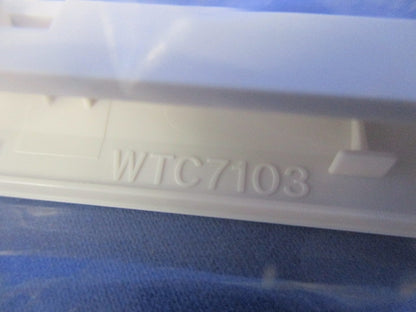 スイッチプレート3連用(4枚入)(ホワイト)(新品未開封) WTC7103