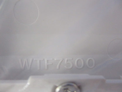 コンセントプレート2連接穴用(5枚入)(ホワイト) WTF7500