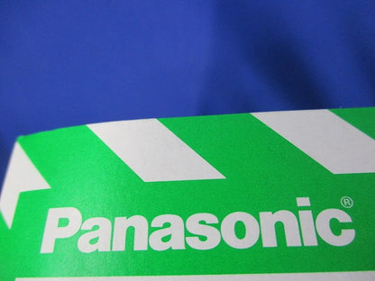 コンセントプレート8コ用(3コ+2コ+3コ)(3枚入)(マットグレー)(新品未開封) WTL7088K