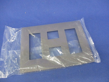 コンセントプレート8コ用(3コ+2コ+3コ)(3枚入)(マットグレー)(新品未開封) WTL7088K