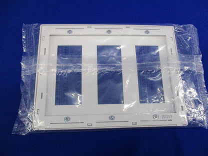 コンセントプレート9コ用(4枚入)(ホワイト)(新品未開封) WTL7009