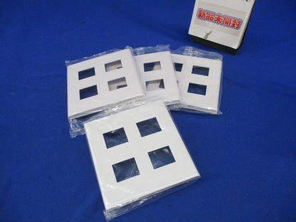 コンセントプレート4コ用(4個入)(ホワイト)(新品未開封) WTF8004