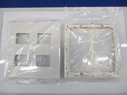 コンセントプレート4コ用(4個入)(ホワイト)(新品未開封) WTF8004