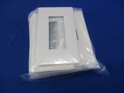 コンセントプレートセット(混在7枚入)(マットホワイト)(撮影のため開封) WTL7074K他