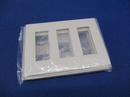 コンセントプレートセット(混在3枚)(マットホワイト)(新品未開封) WTL7009K他