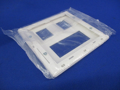 コンセントプレート5コ用(4枚入)(マットホワイト)(新品未開封) WTL7005K