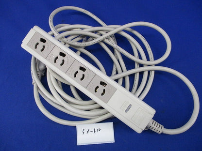 電源ランプ付テーブルタップ(4個口・5ｍ) XLT45715