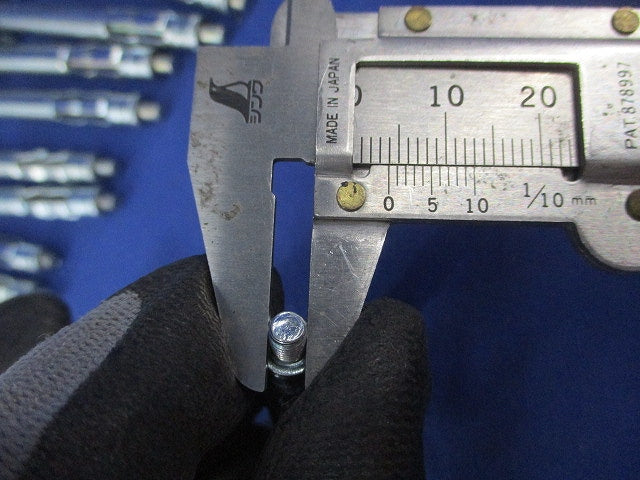 モリーアンカー4mm(39本入) FA1136