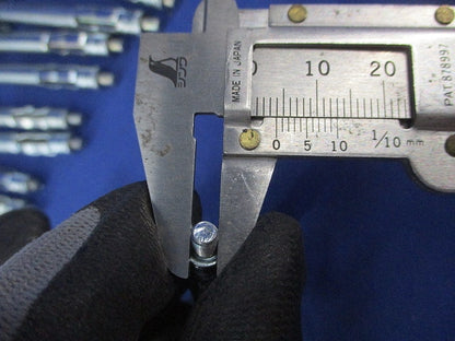 モリーアンカー4mm(39本入) FA1136