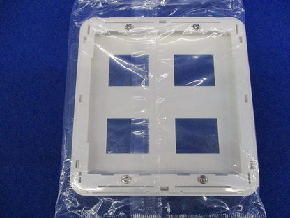 コンセントプレート4コ用(10枚入)(ホワイト)(新品未開封) WTF7004