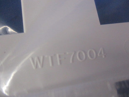 コンセントプレート4コ用(5枚入)(ホワイト)(新品未開封) WTF7004