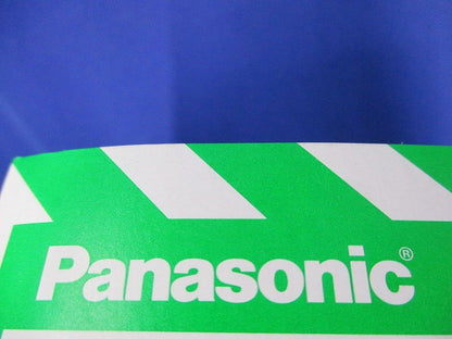 コンセントプレート4コ用(4枚入)(ホワイト)(新品未開封) WTF7004