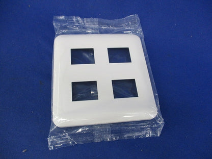 コンセントプレート4コ用(4枚入)(ホワイト)(新品未開封) WTF7004