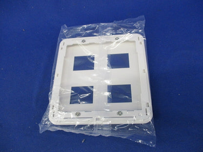 コンセントプレート4コ用(4枚入)(ホワイト)(新品未開封) WTF7004