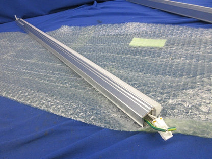 LEDソリッドスリムライン防水非調光(２本入) ESW9P2-084J27M-100W