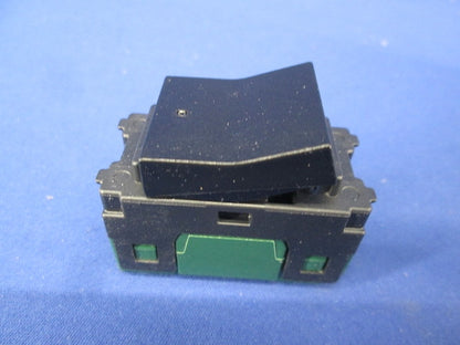 SO-STYLE 埋込ほたるスイッチC 3路 マットブラック WNS5052B