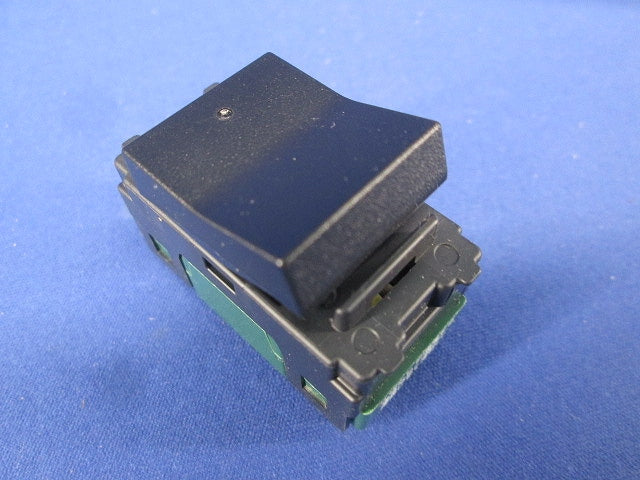 SO-STYLE 埋込ほたるスイッチC 3路 マットブラック WNS5052B