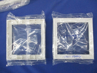 プレート用継枠(2連用)(7個入)(ホワイト)(新品未開封) WT8172