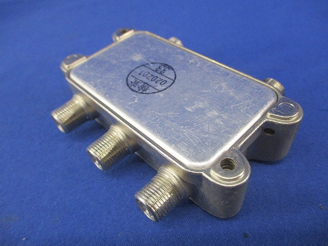 4分配器(キズ・汚れ有) CD-4