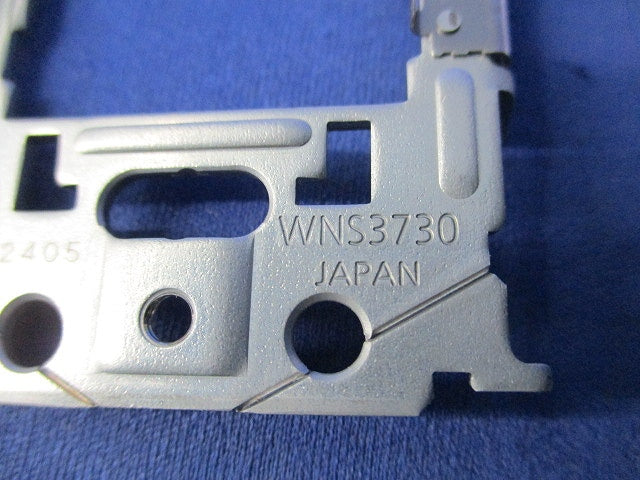 埋込ワンタッチ取付枠(14個入) WNS3730