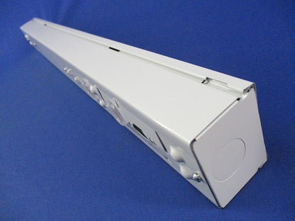 天井直付型 LEDベースライト(撮影のため開梱) NNF21030CLT9-RE8