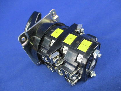 カムスイッチ RC310-2M3301HB