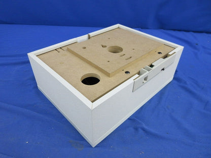 壁掛型スピーカー SB-W126AT