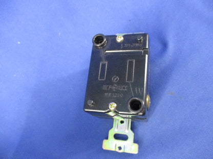 2P30A 埋込コンセント(2個入)(キズ・汚れ有)National WF1230