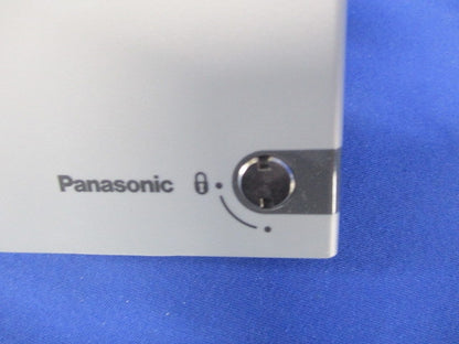 防雨薄型コンセントガードプレート3コ用(ホワイトシルバー) WTF7983