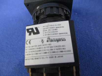 押ボタンスイッチ(ホワイト) YFH-16