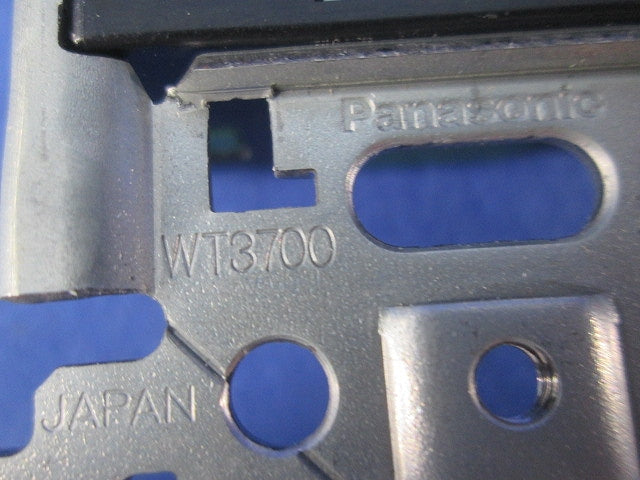 埋込ひかるスイッチB(片切)キズ・汚れ有 WT5341K他